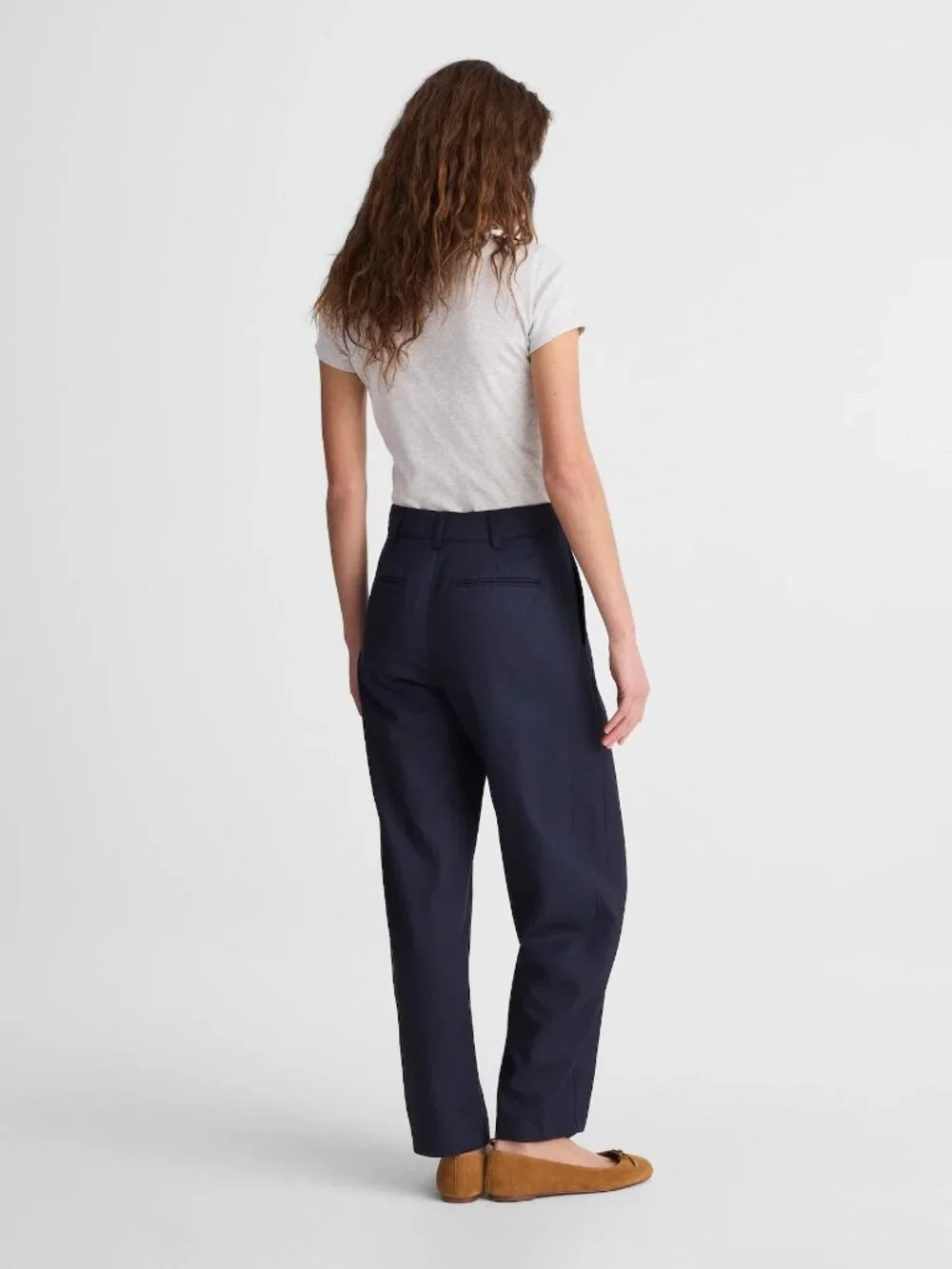 Madewell The Barrel-Leg Pant in Drapey Twill Classic Navy - Picture 2 of 5